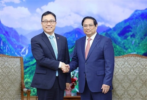 PM hosts new ambassadors of RoK, Laos