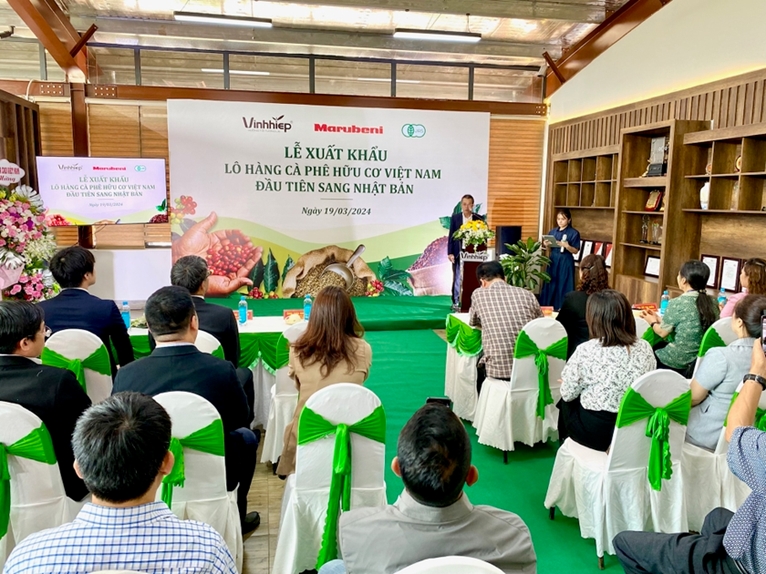 Vietnam’s first batch of organic coffee beans exported to Japan