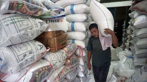 Indonesia strives to control domestic rice prices