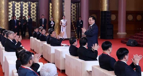 Top legislator attends Vietnam - China seminar on SoE reform, state capital management