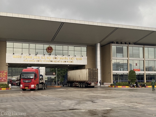 Lao Cai Import-export value rises by 60 in April