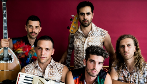 Le groupe de musique israélien Gute Gute en concert à Hanoï