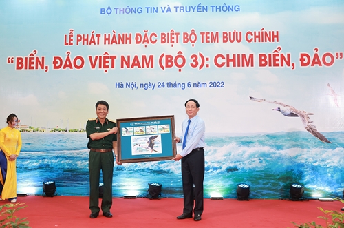 Ouverture de la 6e exposition nationale de timbres de poste Vietstampex