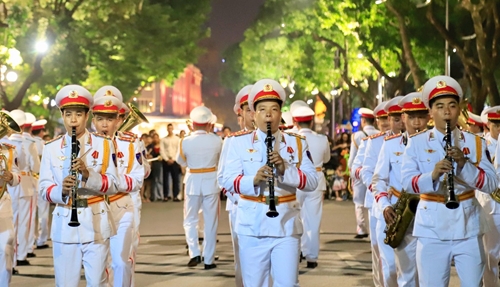 Le Festival de musique de la police ASEAN+ pour populariser l’image de la Police populaire