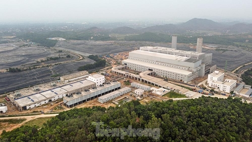 L usine de valorisation énergétique des déchets de Soc Son, la plus grande au Vietnam