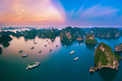 La baie d Ha Long au Vietnam saluée comme la plus impressionnante du monde