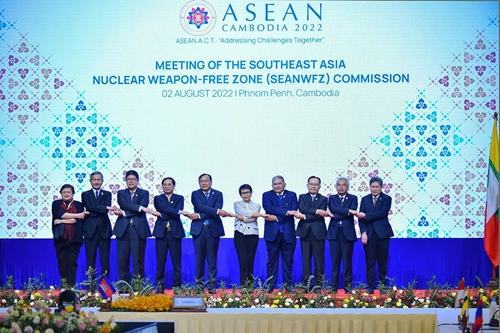 Le Vietnam exhorte l’ASEAN à promouvoir son rôle de zone sans armes nucléaires