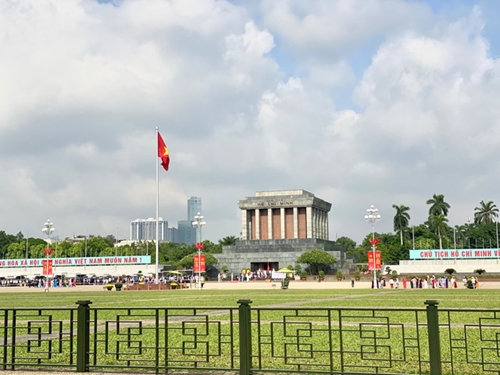 Les vestiges historiques de l automne historique de 1945 à Hanoi