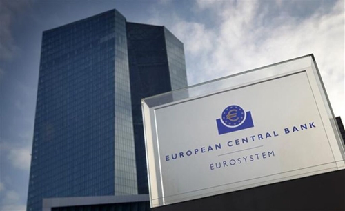 La BCE relève ses taux directeurs de 0,75 point
