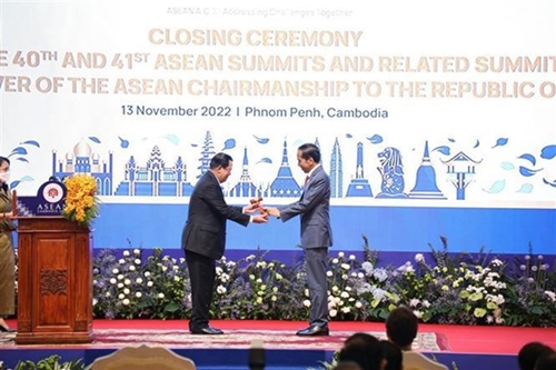 Clôture des 40e et 41e Sommets de l’ASEAN et Sommets connexes