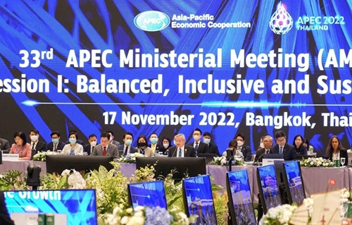 Le Vietnam appelle à une coopération renforcée au sein de l APEC face aux défis mondiaux