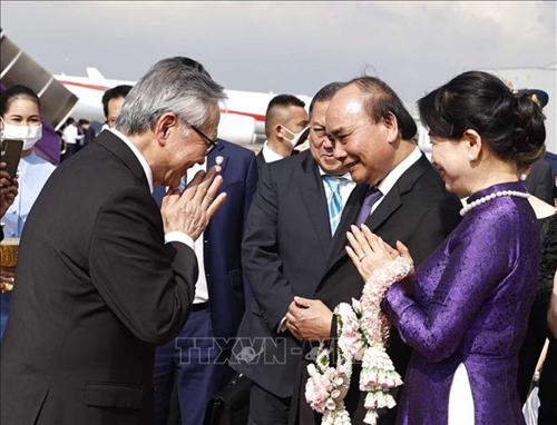 Le président termine la visite en Thaïlande et la participation à la Semaine du Sommet de l APEC
