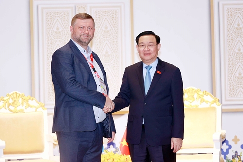 Vietnam-Ukraine renforcement de la coopération entre les organes législatifs