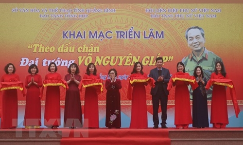 L’exposition Dans les pas du général Vo Nguyên Giap s’ouvre à Quang Binh