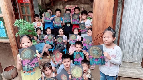 Lancement d un espace artistique dans l ancien village de Duong Lam