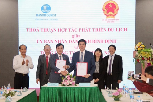 Renforcement de la coopération dans le tourisme entre Hanoi et Binh Dinh