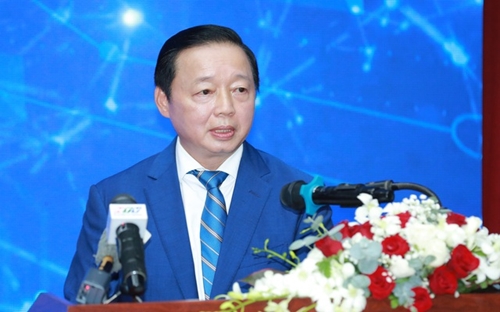 Hô Chi Minh-Ville lance un Centre d électronique et de semi-conducteurs
