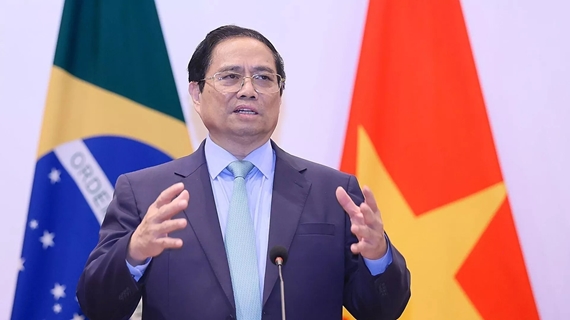 Le Premier ministre Pham Minh Chinh clarifie la politique vietnamienne au Brésil