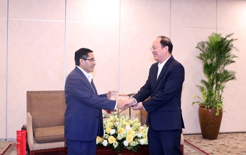 Ho Chi Minh-Ville reçoit une délégation du Parti communiste du Pérou