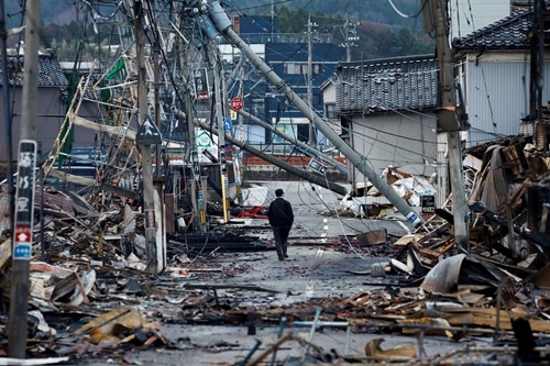 Séisme au Japon plus de 80 morts et des dizaines de personnes toujours portées disparues