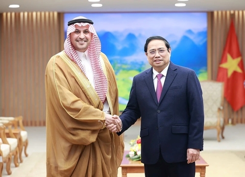 L ambassadeur d Arabie Saoudite souhaite que le Vietnam devienne bientôt un puissant dragon économique