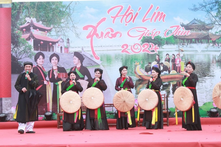 Les chants populaires quan ho de Bac Ninh font le plein de vitalité