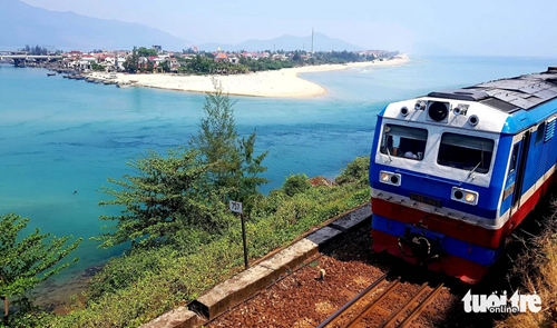 Un train touristique Huê - Da Nang bientôt en service