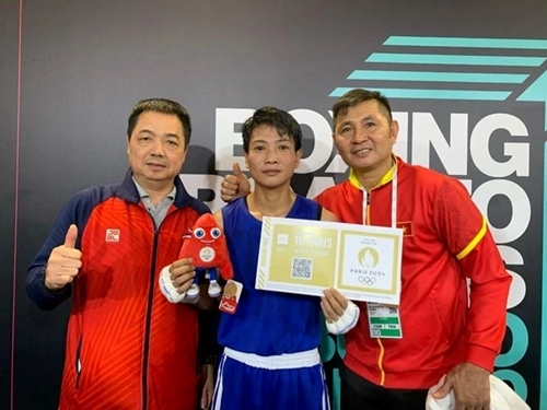 La boxeuse Vo Thi Kim Anh décroche son billet pour les JO de Paris