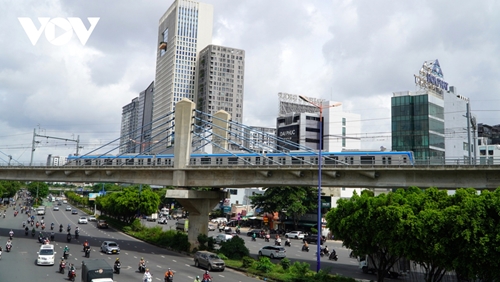 La première ligne de métro de Hô Chi Minh-Ville se donne du temps
