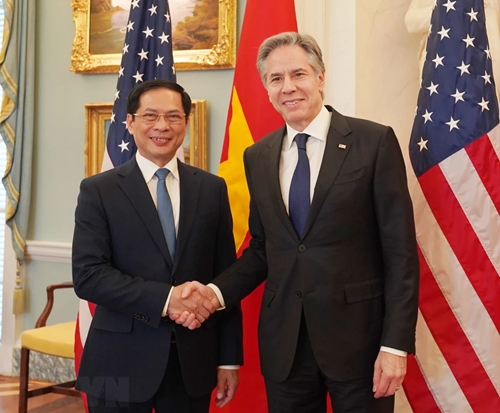 Le premier dialogue de niveau des ministres des Affaires étrangères Vietnam - États-Unis
