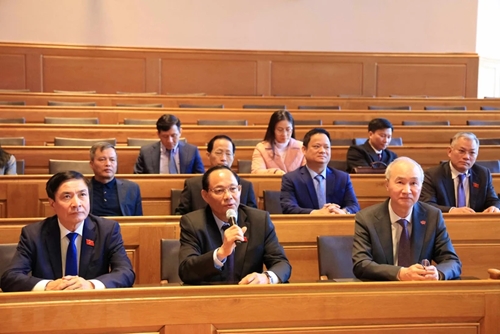 Une délégation de l’Assemblée nationale du Vietnam se rend en Suisse
