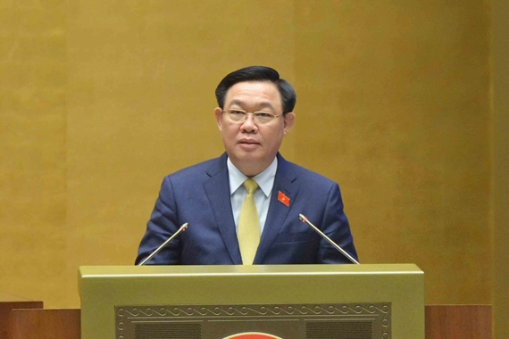 Le président de l’AN Vuong Dinh Huê exhorte à améliorer la qualité des activités des délégations parlementaires