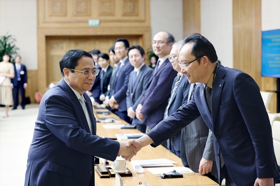 Le Premier ministre reçoit une délégation du Comité économique Japon-Vietnam