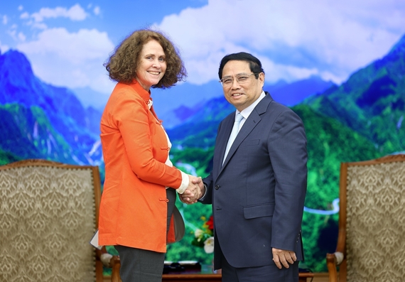 Le Premier ministre reçoit la directrice nationale de la Banque mondiale au Vietnam
