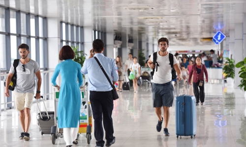 Hanoï dépasse Singapour sur la liste des aéroports les mieux équipés en Wi-Fi