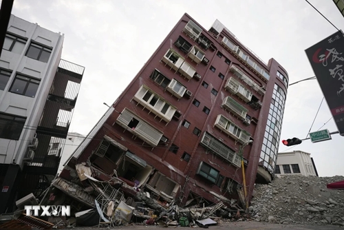 Les Vietnamiens à Taïwan Chine surmontent ensemble les difficultés après le séisme