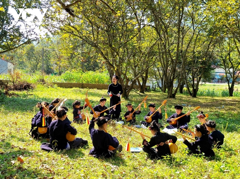 Préserver les instruments de musique traditionnels des groupes ethniques de Cao Bang