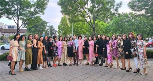 L Association des femmes vietnamiennes en Hongrie s oriente vers le 20e anniversaire de sa fondation