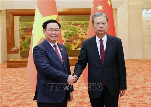La visite du président de l AN Vuong Dinh Hue apporte une contribution pratique aux relations Vietnam-Chine