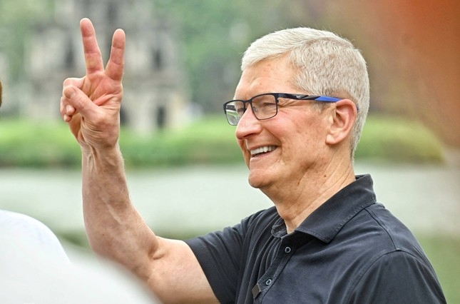 Directeur général d Apple le Vietnam est dynamique et magnifique