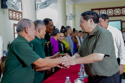 Le Premier ministre exprime sa gratitude aux contributeurs à la victoire de Diên Biên Phu