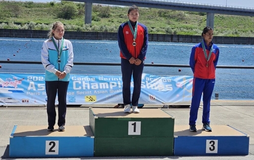 Diêp Thi Huong remporte une médaille d or aux Championnats d Asie de canoë sprint 2024