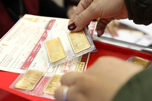 La Banque d’État organisera une vente aux enchères de lingots d’or