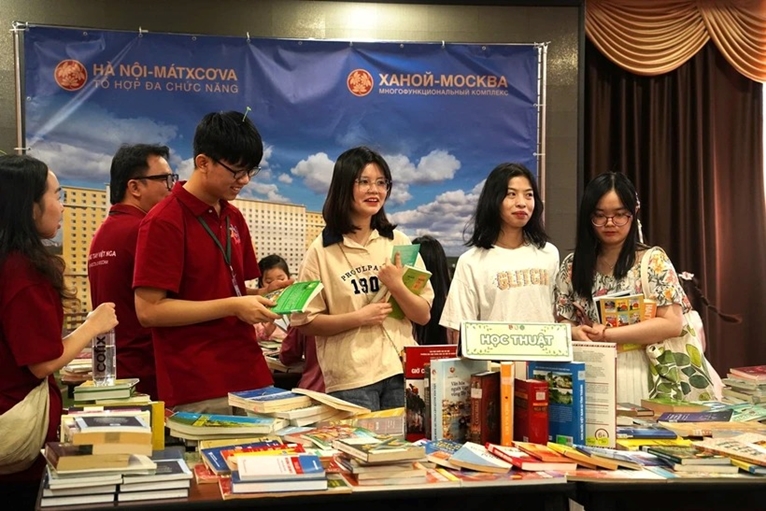 La Fête du livre promeut la culture de la lecture parmi les étudiants vietnamiens en Russie