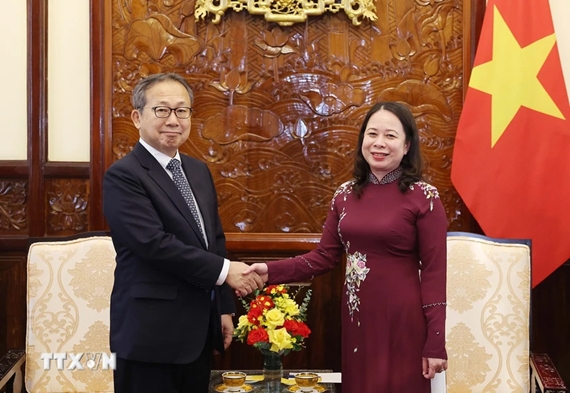 La présidente par intérim Vo Thi Anh Xuân reçoit l ambassadeur du Japon au Vietnam