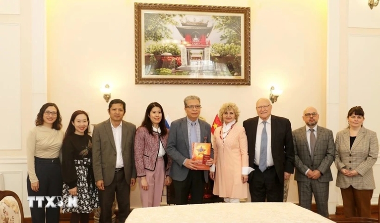 Le Vietnam et la Russie renforcent leur coopération dans la littérature et les arts