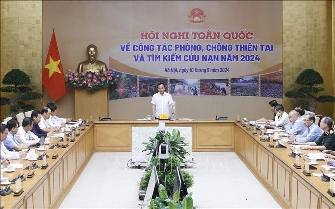 Le vice-PM Trân Luu Quang demande d’améliorer les prévisions météo