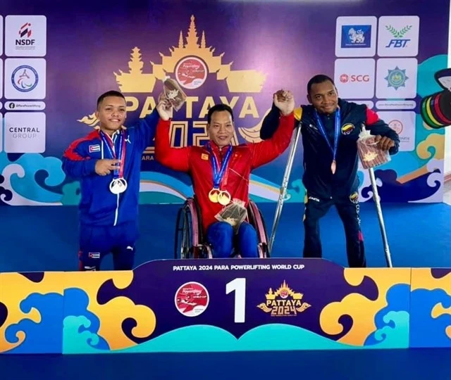 Para-powerlifting le Vietnam remporte cinq médailles d’or à la Coupe du monde en Thaïlande