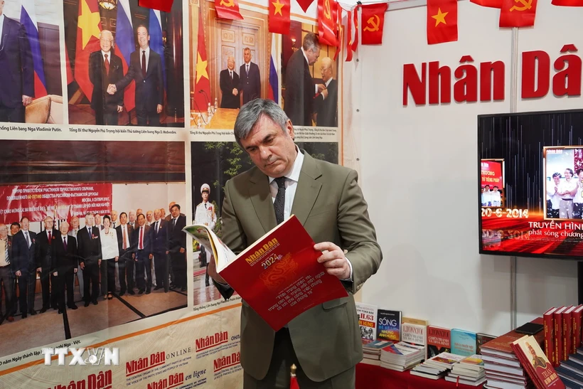 Le Vietnam au Salon du livre de Saint-Pétersbourg 2024