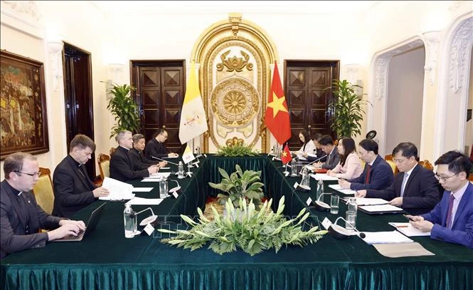 Le Vietnam et le Saint-Siège conviennent de promouvoir leurs relations